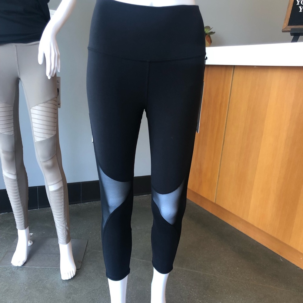 Alo yoga high waist Capri legging